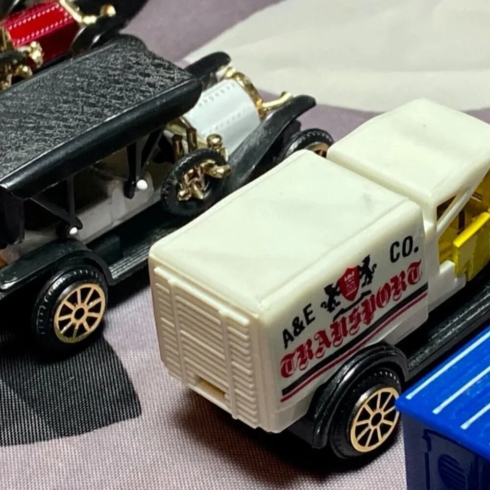 Die-cast‎ 1/64 Scale Collectible Model Toy Cars • Custom Lot Of 9 • EUC
